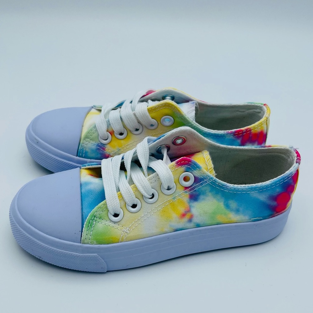 New Kids Tennis Size 12